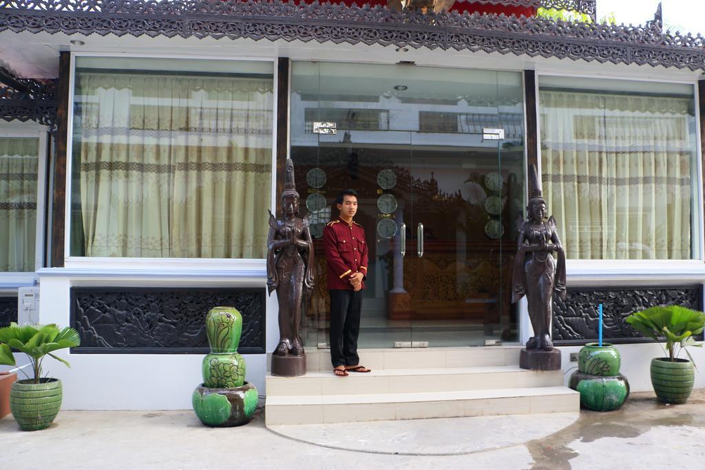 Mandalay White House Hotel Exterior photo