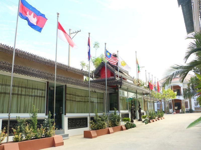 Mandalay White House Hotel Exterior photo